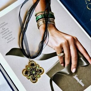 VINTAGE STYLE NECKLACE